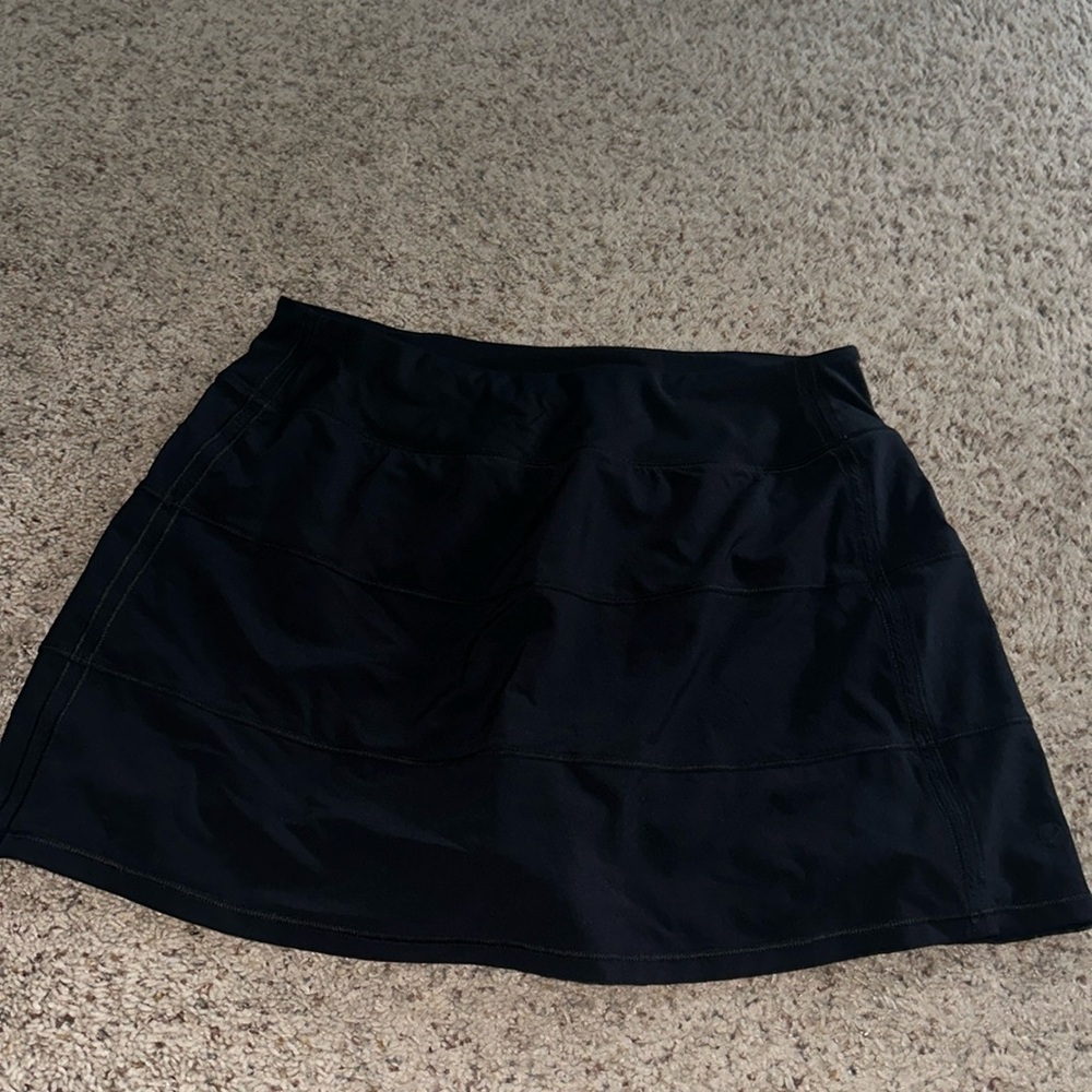 Black tennis skort